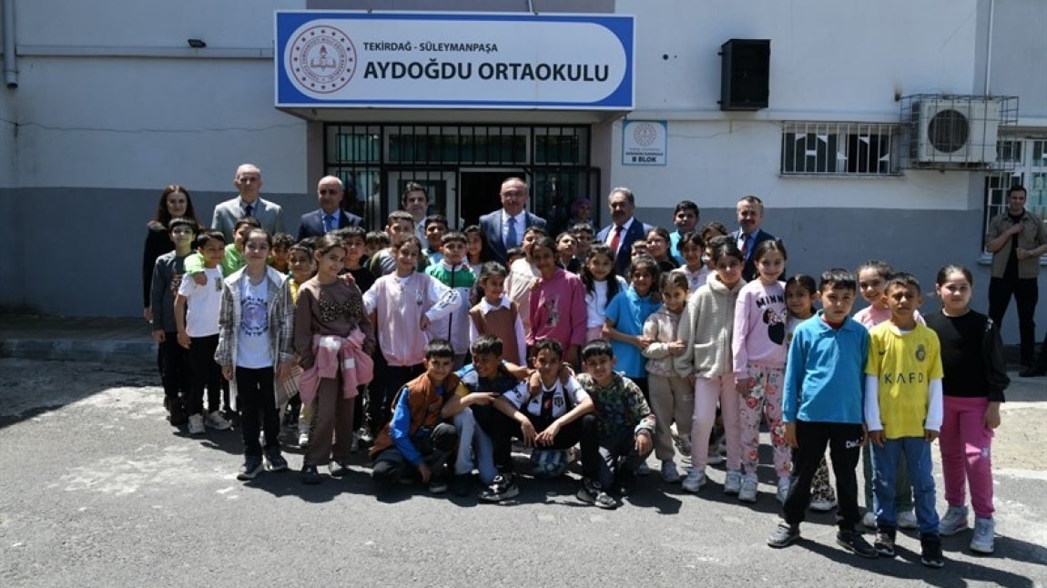 Valimiz Sayın Recep Soytürk okulumuzu ziyaret etti.